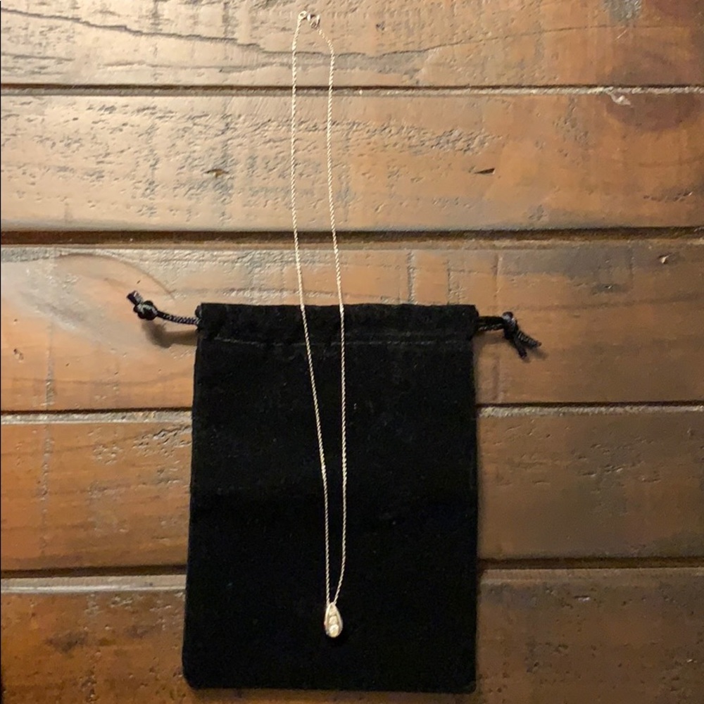Oval silver necklace (w/ 3 fake diamonds)